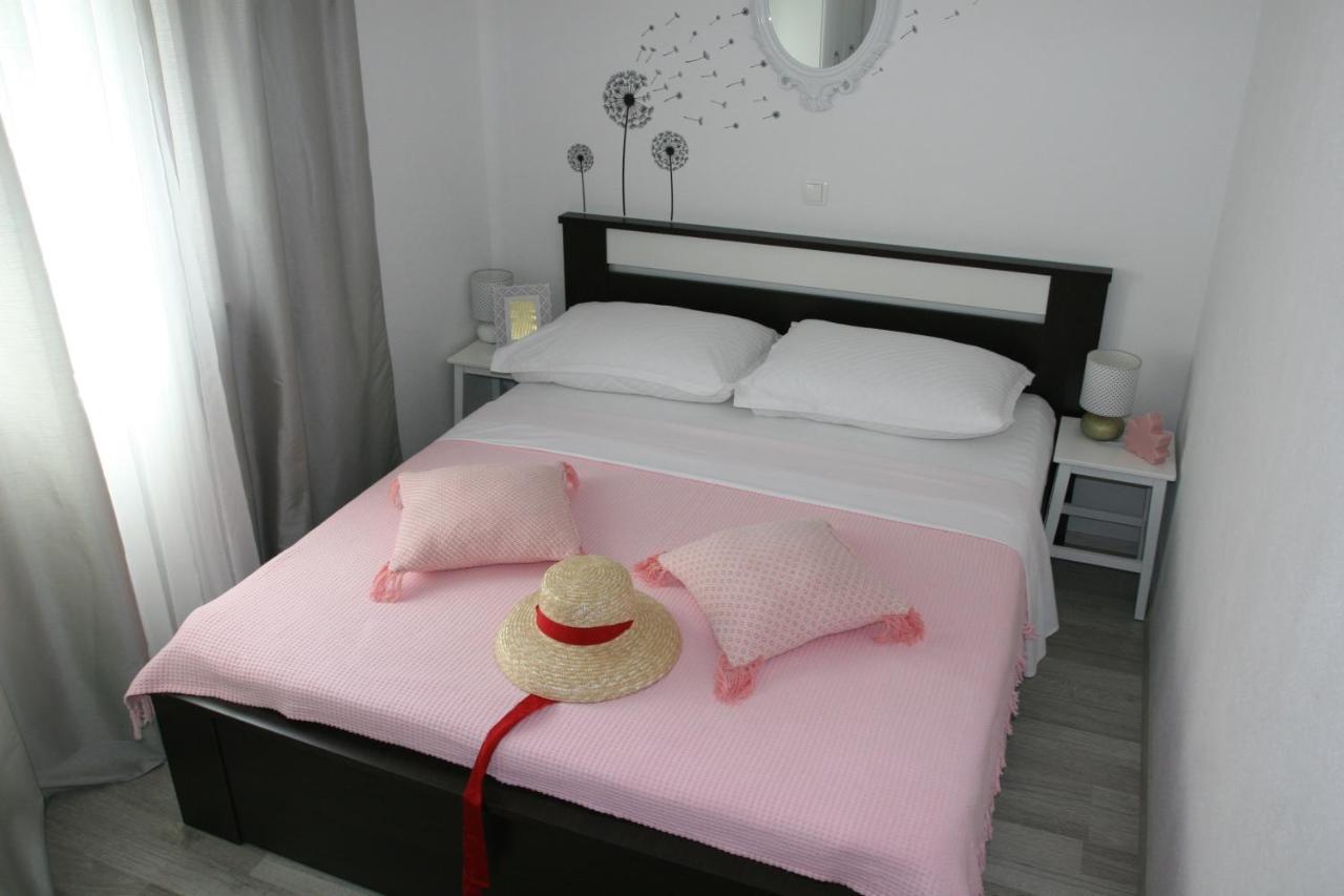 Apartman Mare มาคาร์สกา ภายนอก รูปภาพ